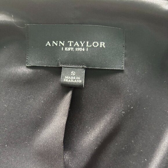 Anne Taylor 100% Wool Fool Zip Coat - Picture 3 of 5